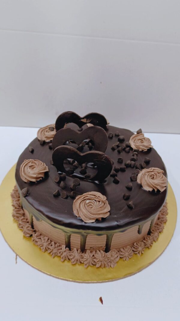 Choco Chips Cake